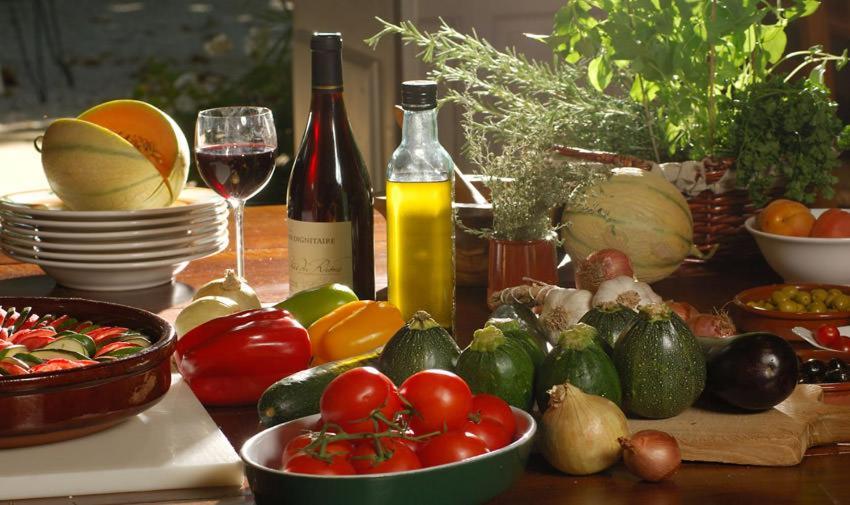 Lagnes Hotel Le Mas Des Gres & Restaurant Sous Les Platanes מראה חיצוני תמונה